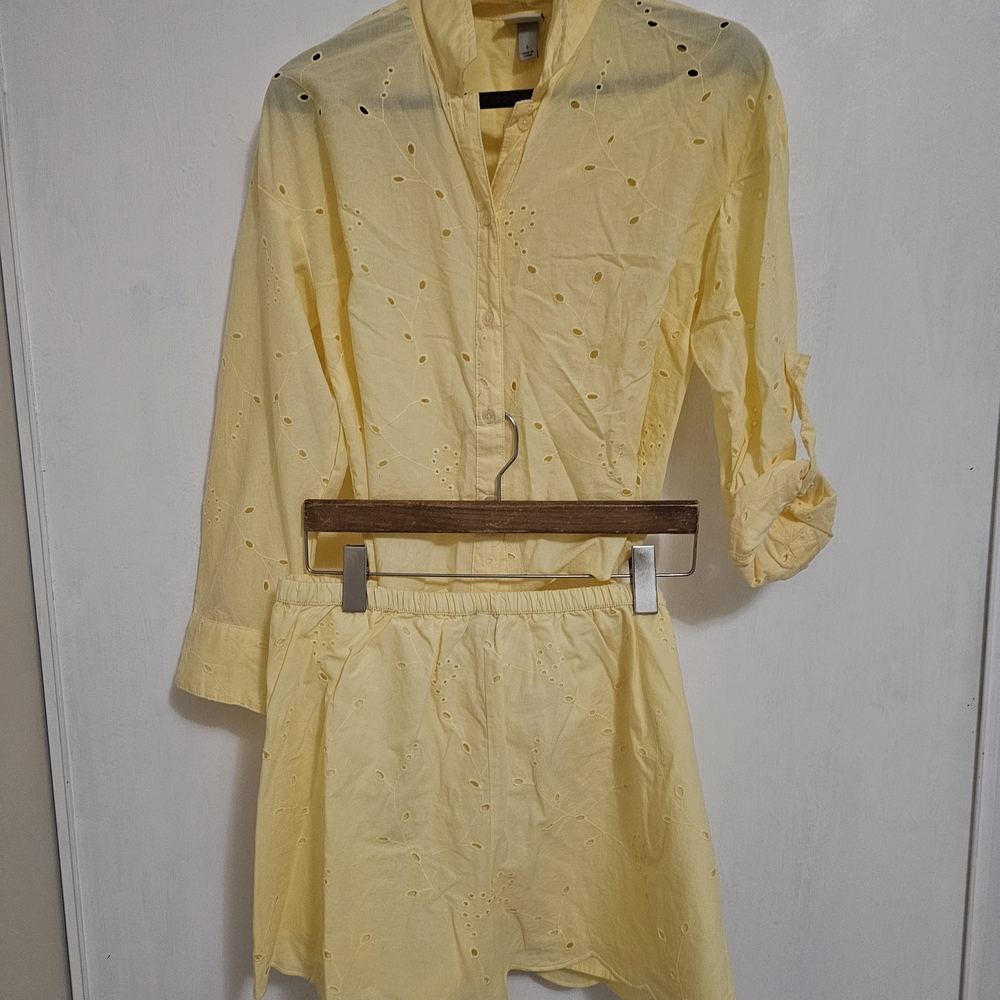NWT Gorgeous Eyelet "A New Day" Light Yellow Shirt Shorts Set, Sz L